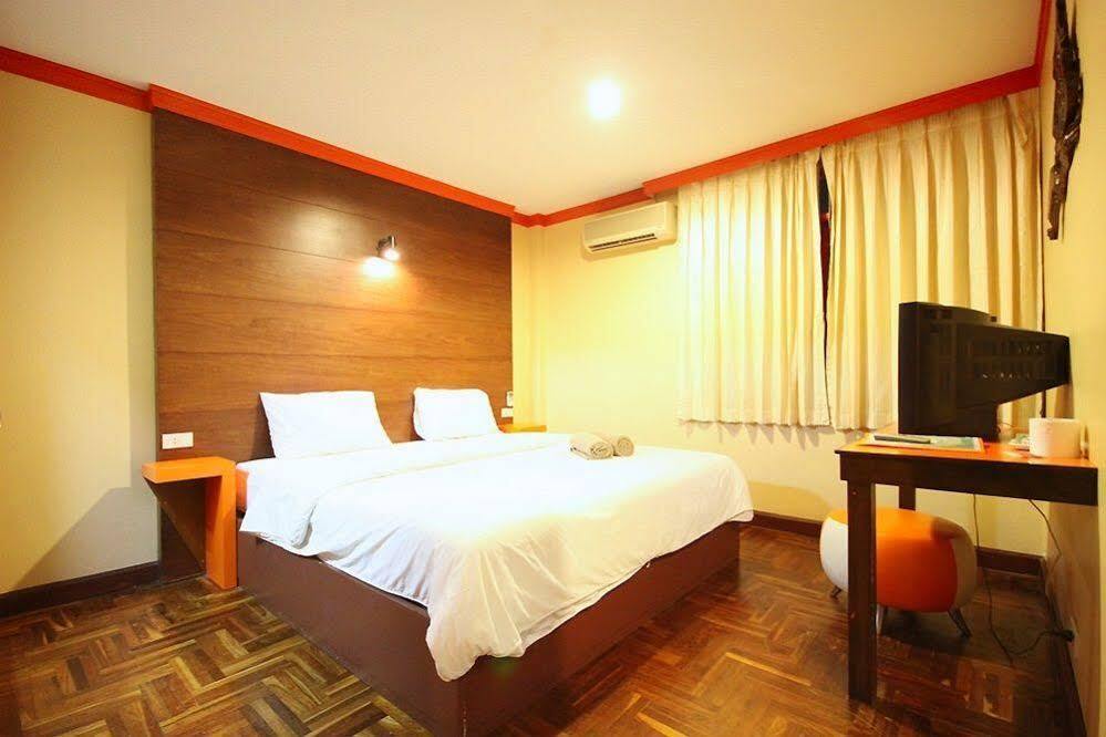 The Palm Delight Lodge Jomtien Beach Εξωτερικό φωτογραφία